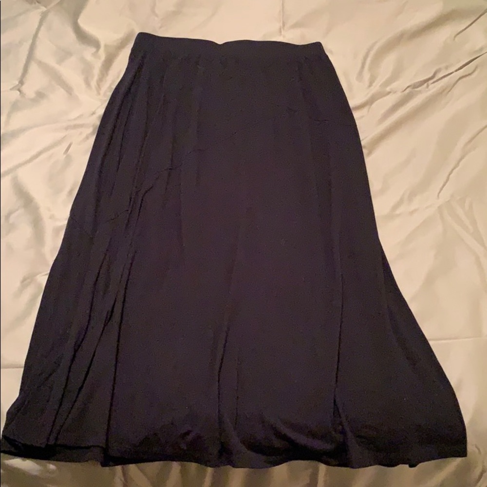 Black Polyester Maxi Skirt!